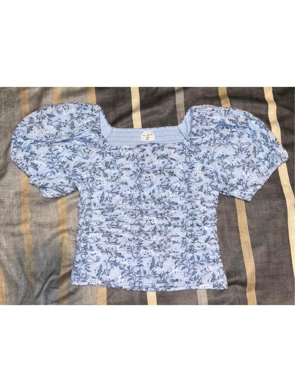 Girls cute floral top